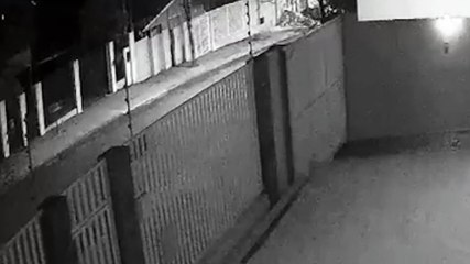 Veja o momento em que Marea colide contra muro de residência