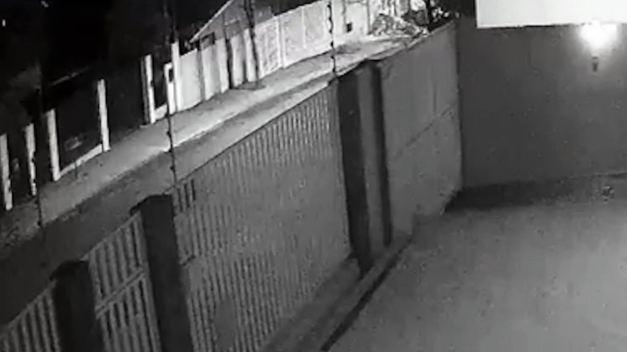 Veja o momento em que Marea colide contra muro de residência