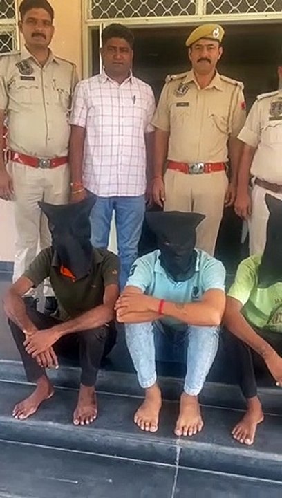 किराए पर ऑटो लेकर चालक से मारपीट कर ऑटो लूटने व...