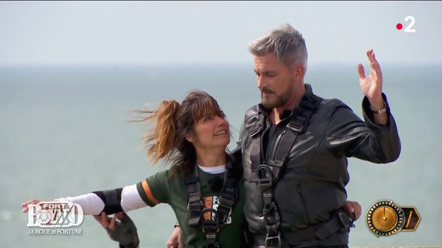 GALA VIDEO - VIDÉO - Du jamais vu dans Fort Boyard ! Olivier Minne se jette dans le vide avec Laëtitia Milot