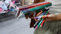 « Un stylo, c’est un stylo » : pour une rentrée sans se ruiner, ils optent pour la seconde main