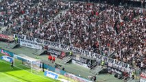 Kolo Muani accusé d’être un mercenaire sur une banderole des Ultras de Francfort