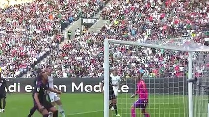 Bayern come from behind to maintain 100 per cent Bundesliga start