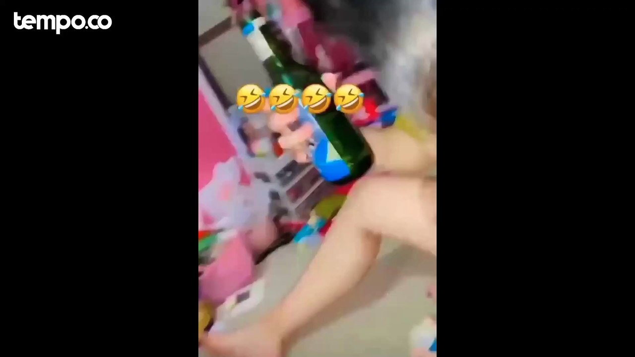 Tiga Wanita yang Cekoki Kucing dengan Miras Ditangkap Warga di Riau