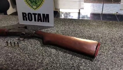 Jovem é preso com espingarda calibre .22 em Capitão