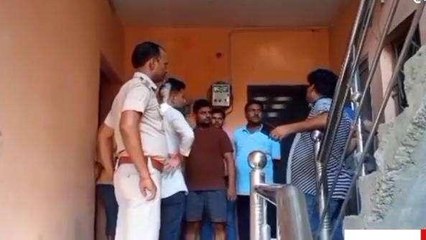 आरकेस्ट्रा के नाम पर सेक्स रैकेट: पुलिस ने 8 लड़कियां समेत 3 धंधेबाज दलाल को दबोचा