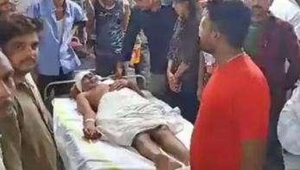 सावधान: शिकार की तलाश में बैठा है भालू, चरवाहे को नोच कर खाया और फिर..