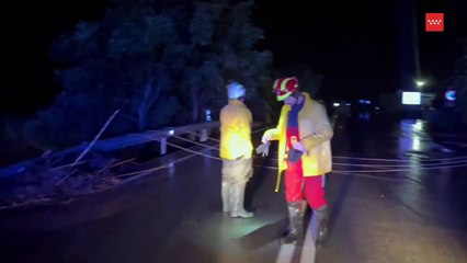 Los bomberos atienden 140 intervenciones en poco más de una hora en la zona oeste de Madrid