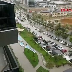 Kavgada tabancayla ateş açarken kazara eşini öldürdü