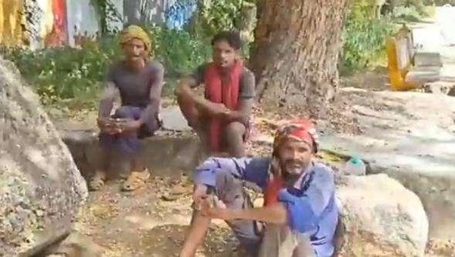 झाँसी: ट्रेन की चपेट में आकर महिला के उड़े चिथड़े,मौत पर छाया मातम