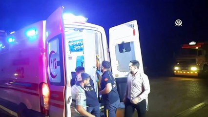 Tavuk yüklü tıra arkadan çarptı, 6 yaşındaki çocuk ağır yaralı