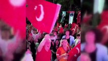 La victoire historique des Sultans du Net a fait descendre dans la rue toute la Turquie