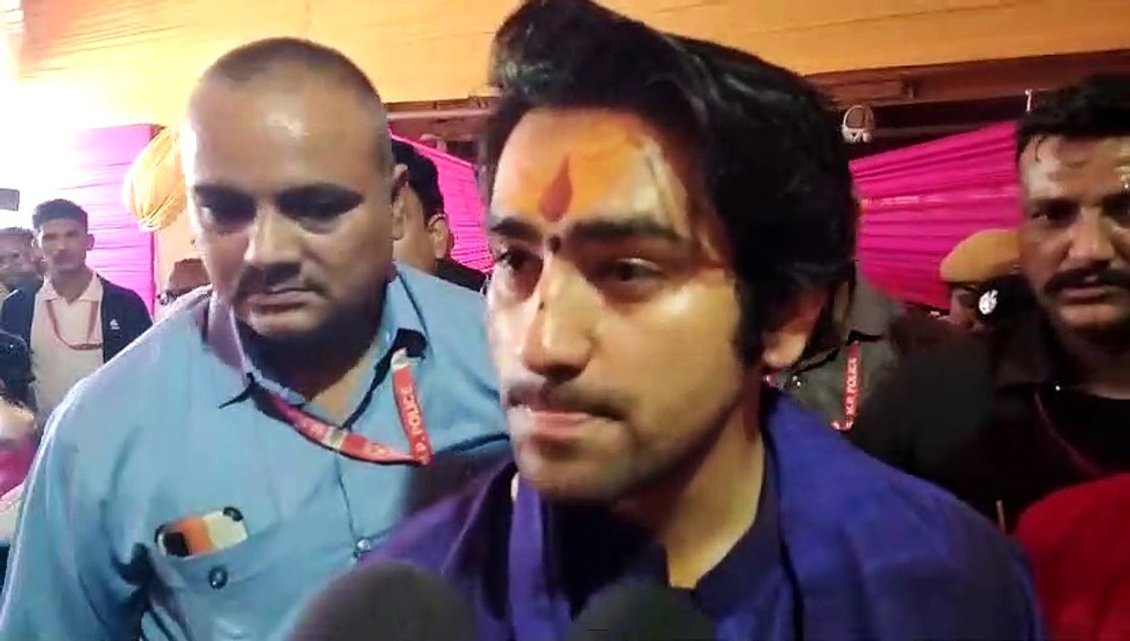 रावण के खानदान का है, मैं जानवरों को जवाब नहीं देना चाहता, सीएम पुत्र के लिए पं. धीरेन्द्र शास्त्री का बयान