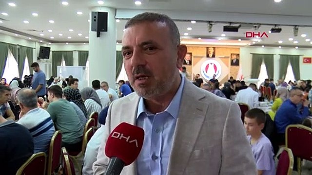 La municipalité de Sincan récompense les étudiants ayant réussi l'examen universitaire