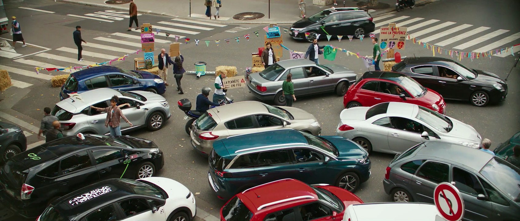 Une année difficile - Trailer