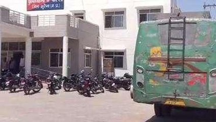 मुरैना: शराब के लिए पैसे नहीं दिए तो बस चालक की मारपीट, मामला दर्ज