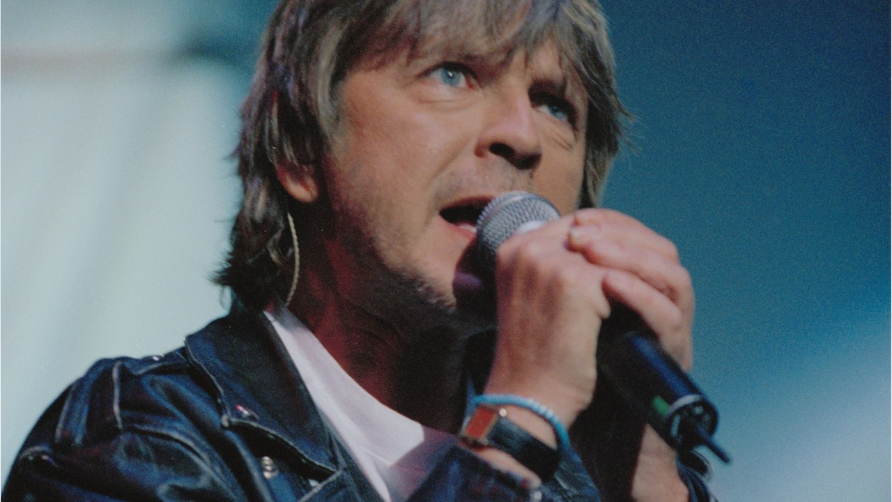 À 71 ans, Renaud va devenir papa avec sa compagne Cerise, de 28 ans sa cadette