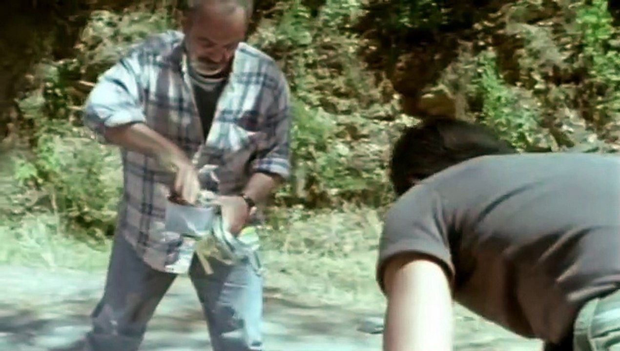 ΠΑΡΕΕΣ - 2007 - DVDRip - 720x576