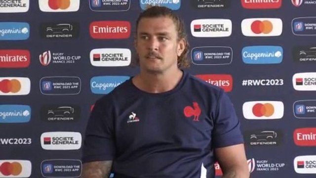 Suivez la conférence de presse de Bastien Chalureau, accusé de violences à caractère raciste