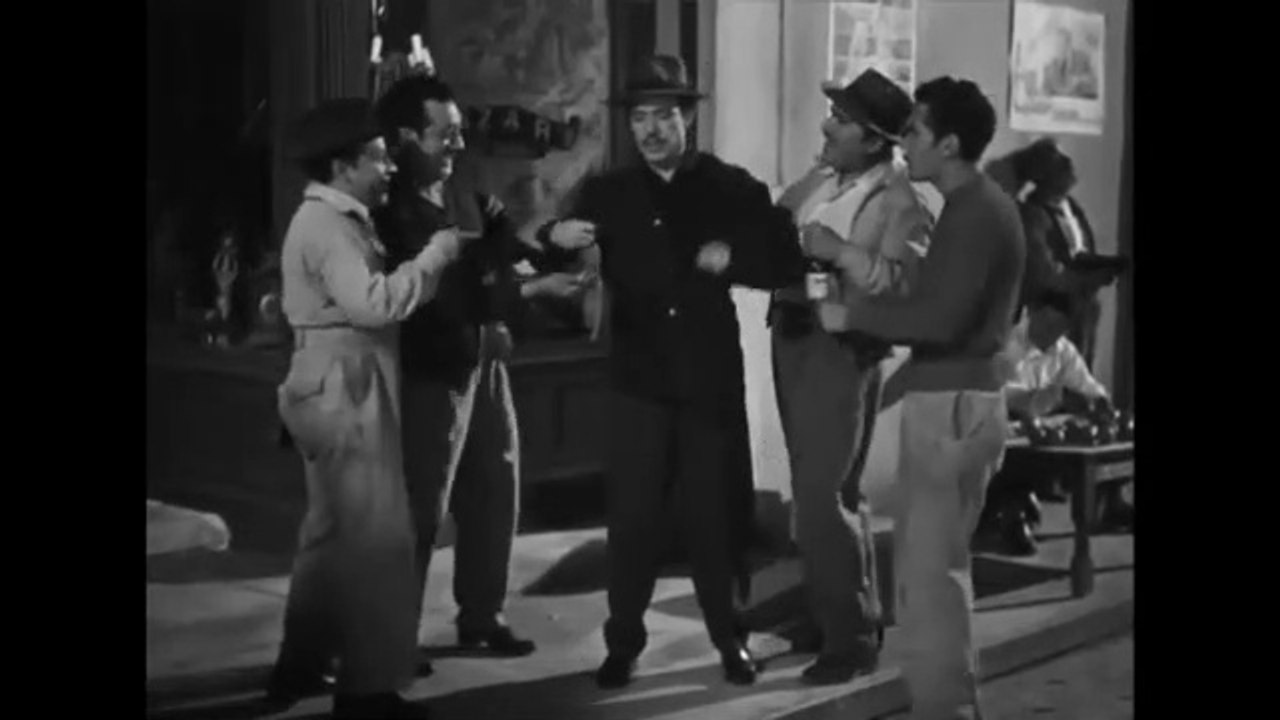 El Rey del Barrio | Silvia Pinal y Tin Tan robando a los ricos para dar a los pobres | Película completa
