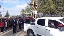 Las imágenes del Señor y la Virgen del Milagro visitaron la Casa de Gobierno en Grand Bourg