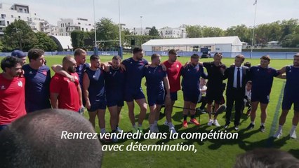 "Rendez-nous fiers et heureux", les encouragements de Macron au XV de France
