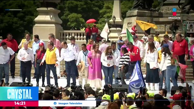 Xóchitl Gálvez recibe la constancia como coordinadora del Frente Amplio por México