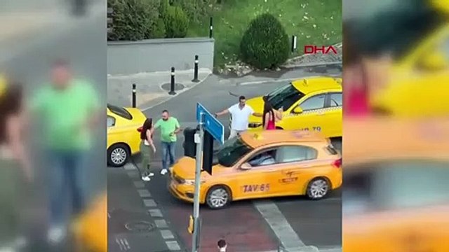 Une bagarre a éclaté entre un chauffeur de taxi et des femmes étrangères à Beyoğlu