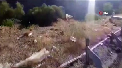 Erzincan'da tır şarampole uçtu, sürücü yaralandı