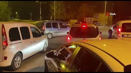 Kıskançlık krizine giren adam eşini ve kayınvalidesini öldürüp, intihar etti