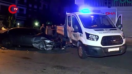 Ümraniye’de otomobil zabıta aracına çarptı: 2 yaralı
