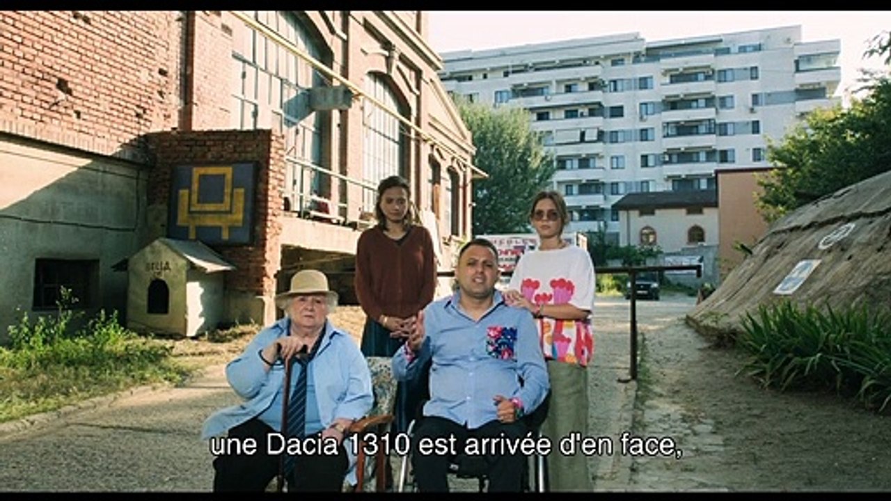 N’attendez pas trop de la fin du monde Bande-annonce VO (2023) Ilinca Manolache, Ovidiu Pîrșan