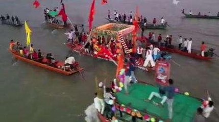 खरगोन: नर्मदा नदी में घूमे काशी विश्वनाथ, बड़ी संख्या में शामिल रहे श्रद्धालु