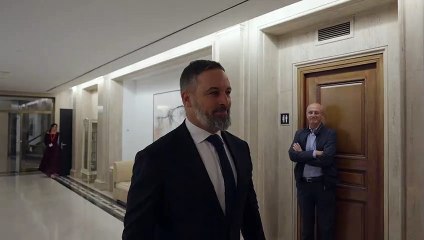 Reunión entre Feijóo y Abascal en el Congreso para abordar la investidura