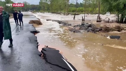 Kırklareli'nde sağanak taşkına neden oldu