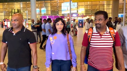 Muttiah Muralitharan और Sanath Jayasuriya फिल्म 800 के लिए मुंबई पहुंचे