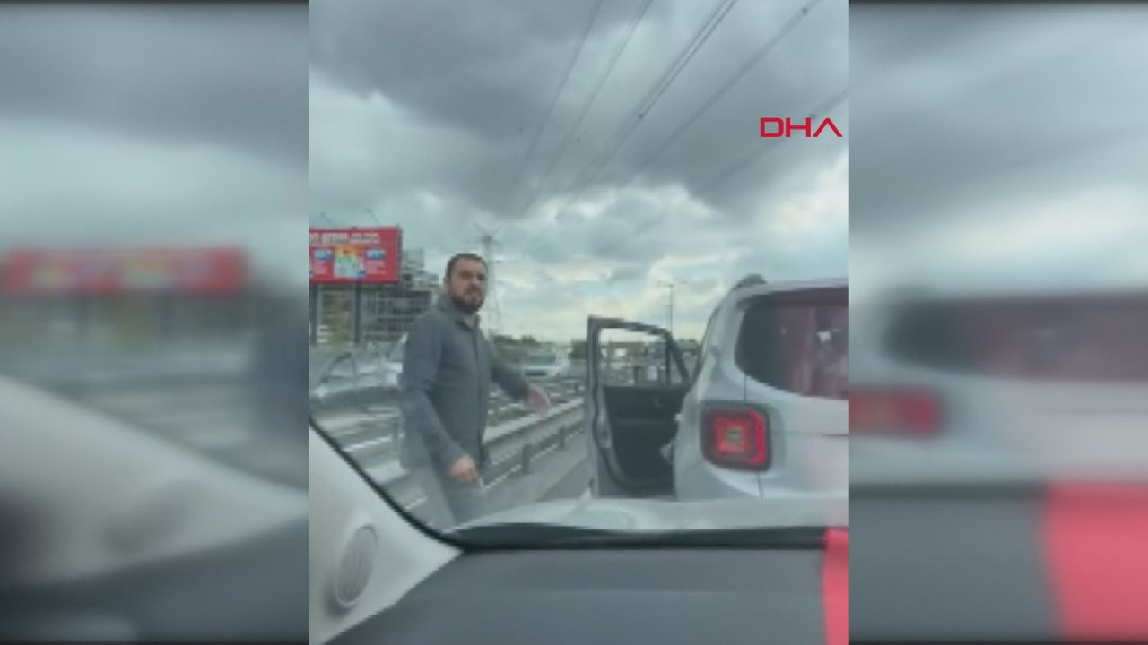 Psikiyatrist trafikte sıkıştırıldığı anları sosyal medyada paylaştı