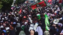 آلاف المسلمين الشيعة يتوافدون إلى كربلاء لإحياء أربعينية الحسين