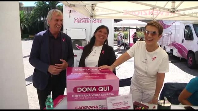 Al via da Castel Romano Designer Outlet il Tour Rosa per la Salute