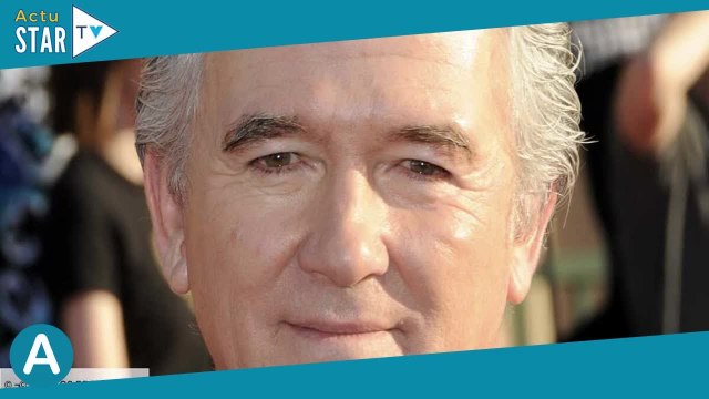 Patrick Duffy qui est la très célèbre actrice avec laquelle le héros de Dallas vit une belle histo