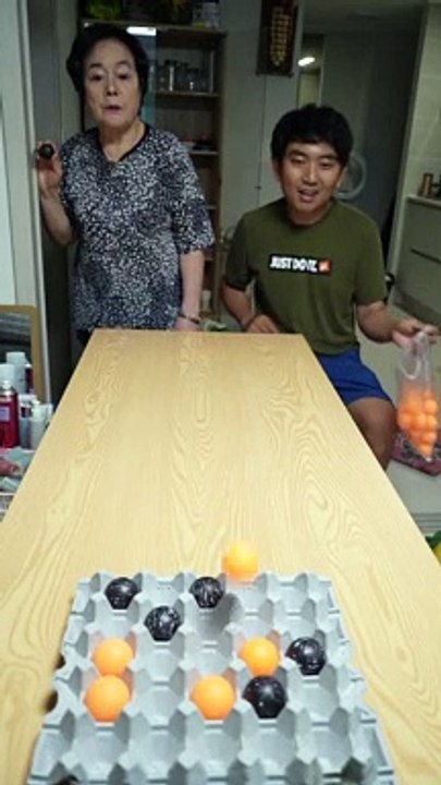 Puissance 4 avec des balles de ping pong