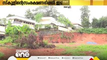 അനധികൃതമായി മണ്ണെടുത്തെന്ന് പരാതി; ഐക്കരനാട് ഗവ:എൽപി സ്കൂളിന്റെ സംരക്ഷണഭിത്തി ഇടിഞ്ഞുവീണു