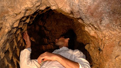 Connaissez-vous la grotte aux palmiers à Peyrolles ?