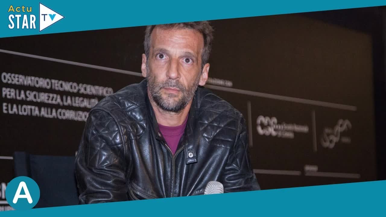 Accident de Mathieu Kassovitz  l'acteur réveillé de son coma artificiel, il serait polytraumatis