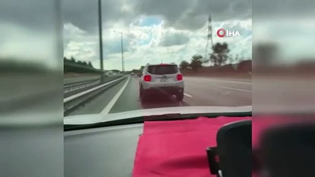 Trafik magandası kadın sürücüye dehşeti yaşattı