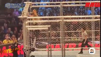Becky Lynch vs Trish Stratus (Steel Cage Match) WWE Payback (Septiembre 2, 2023) Full Match - 3