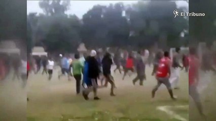 Tremenda pelea en un partido de fútbol