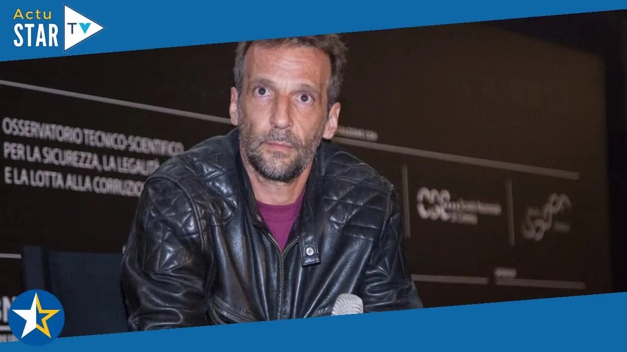 Accident de Mathieu Kassovitz  l'acteur réveillé de son coma artificiel, il serait polytraumatis