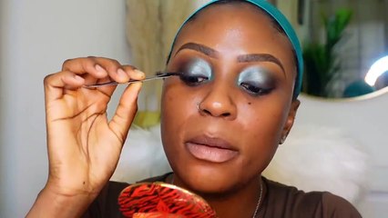 FLAWLESS MAKEUP TUTORIAL __ DEATILED TUTORIAL + EYESHADOW AND EYELASH APPLICATION #woc #darkskin
