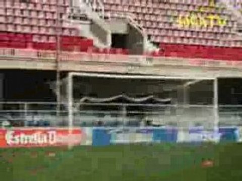 Nike Football - Joga Bonito - Ronaldinho and The Crossboard